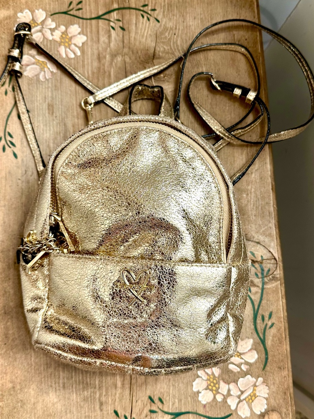 Victoria Secret Metallic Crackle Mini City Backpack - Picture 1 of 11